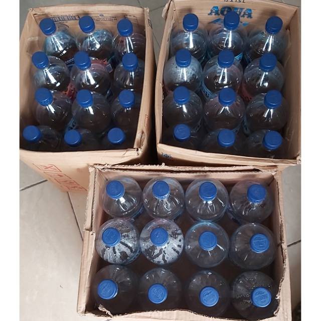 Botol bekas merk aqua ukuran 1500ml