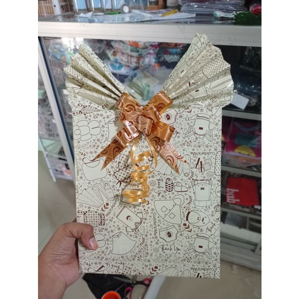 

kertas kado tambahan motif/ kertas kado/ kertas kado motif / cuddle me