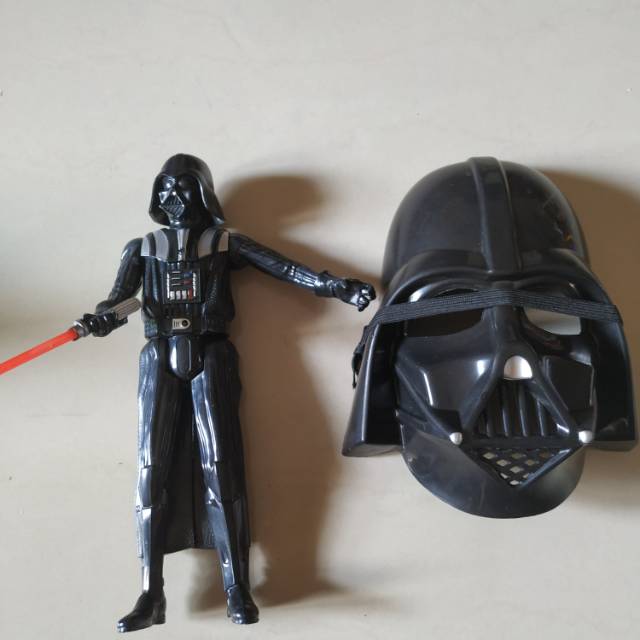 STAR WARS TOPENG DARTH VADER & FIGUR DARTH VADER