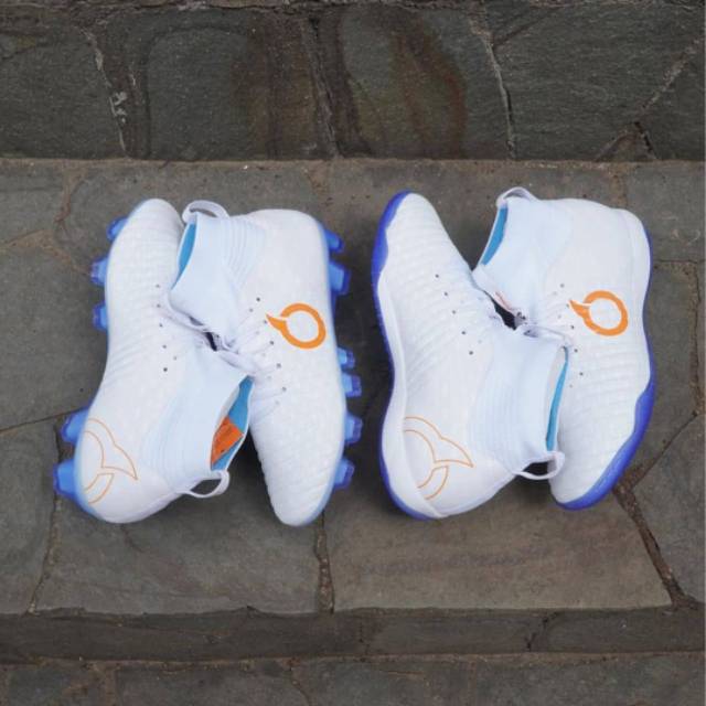 Sepatu Ortuseight Catalyst Mystique SE White IN FG