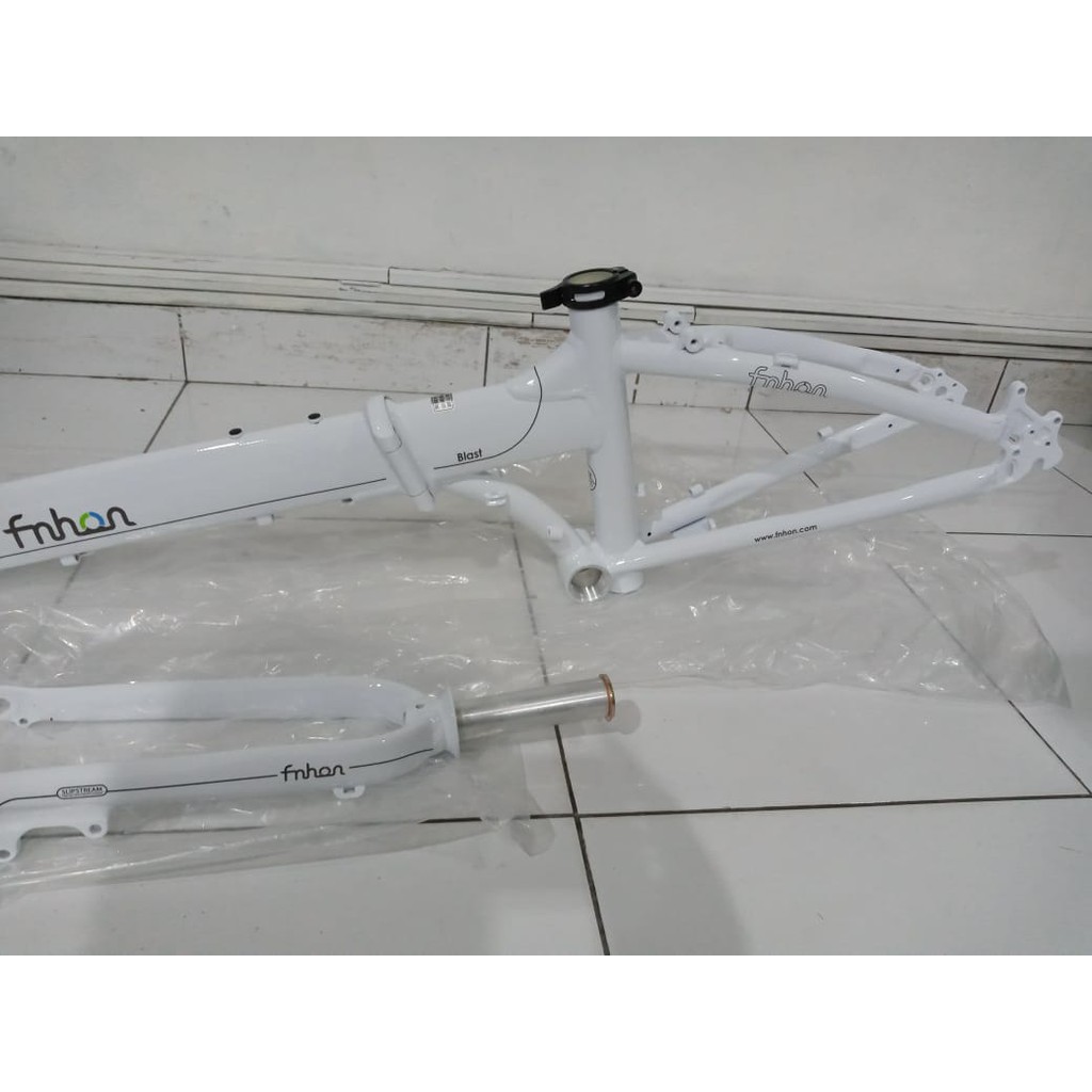Frame Set &amp; Handle Post HP FNHON BLAST Putih Discbrake 20 inch Db Sepeda Lipat White Alloy Disk
