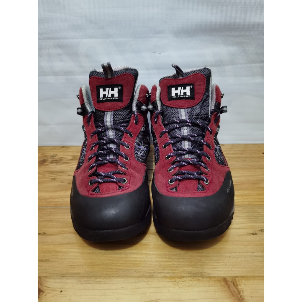 Sepatu Outdorr Helly Hansen
