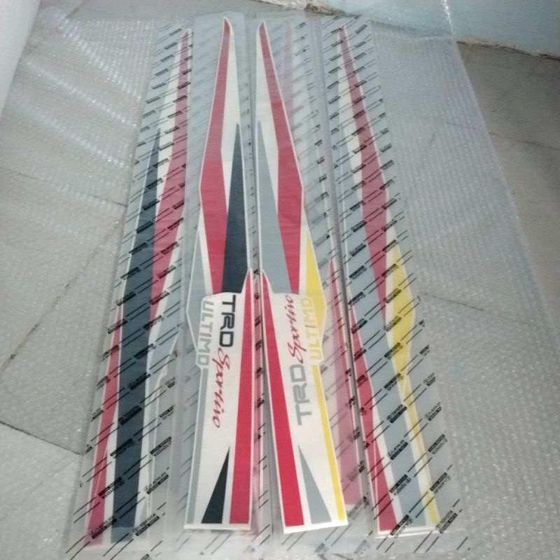 STICKER STIKER BODY MOBIL TRD SPORTIVO RUSH ULTIMO ORIGINAL