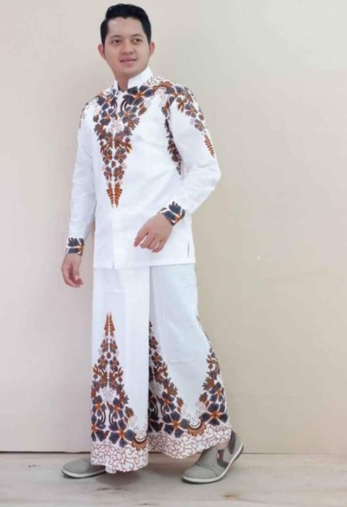 Stelan Clana Sarung Dan Koko Batik Solo Modern Lengan Panjang Dan Pendek Ahwan Putih