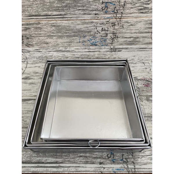 

Loyang Kotak tinggi 7cm