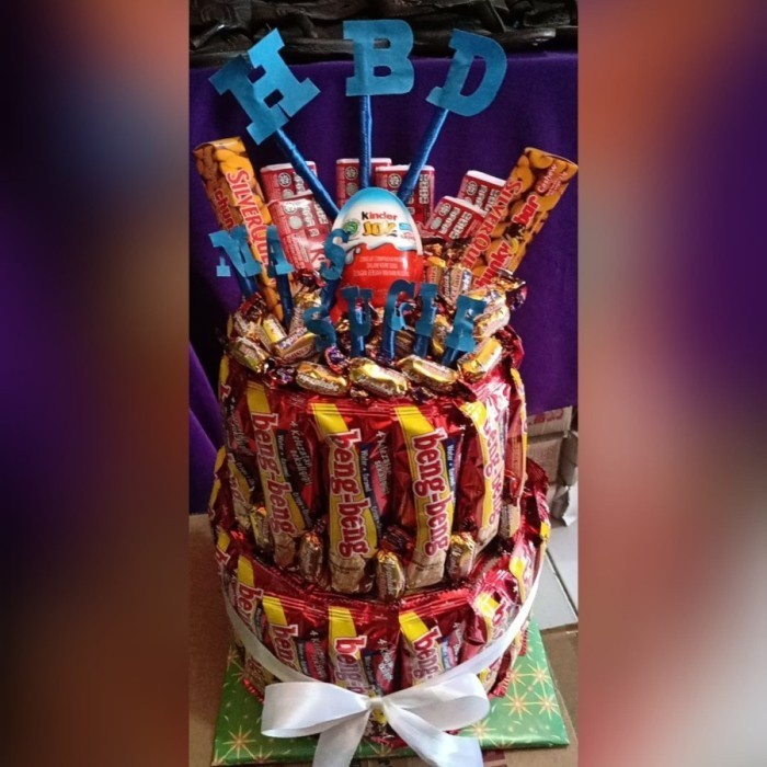 Snack Tart 2 Susun untuk Kado ulang Tahun/Anniversary/Wisuda/Valentine