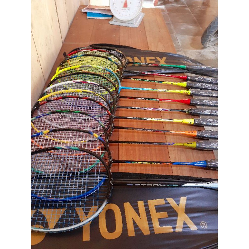 RAKET BULUTANGKIS / BADMINTON [FULL CARBON]  YONEX TAIWAN ORIGINAL