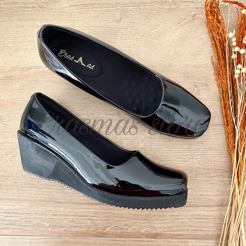 Erasmas C5 dan B5 - Sepatu Wedges Wanita Sepatu Kantor Wanita Sepatu Dinas Wanita Sepatu Formal Wanita