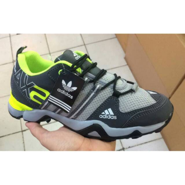 Adidas AX2
