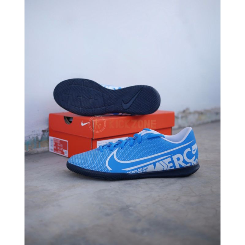 sepatu futsal nike mercurial vapor 13