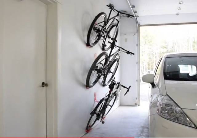 GANTUNGAN SEPEDA DINDING /HANGER BIKE /PALING PRAKTIS