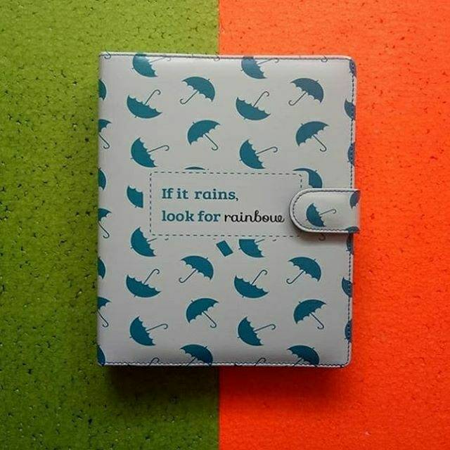 

BINDER QOUTE HUJAN TERBARU (20RING & 26RING)