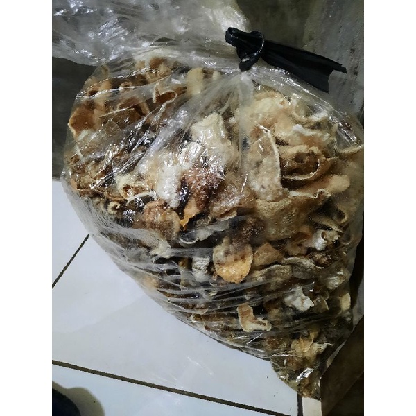 

krupuk kulit ikan