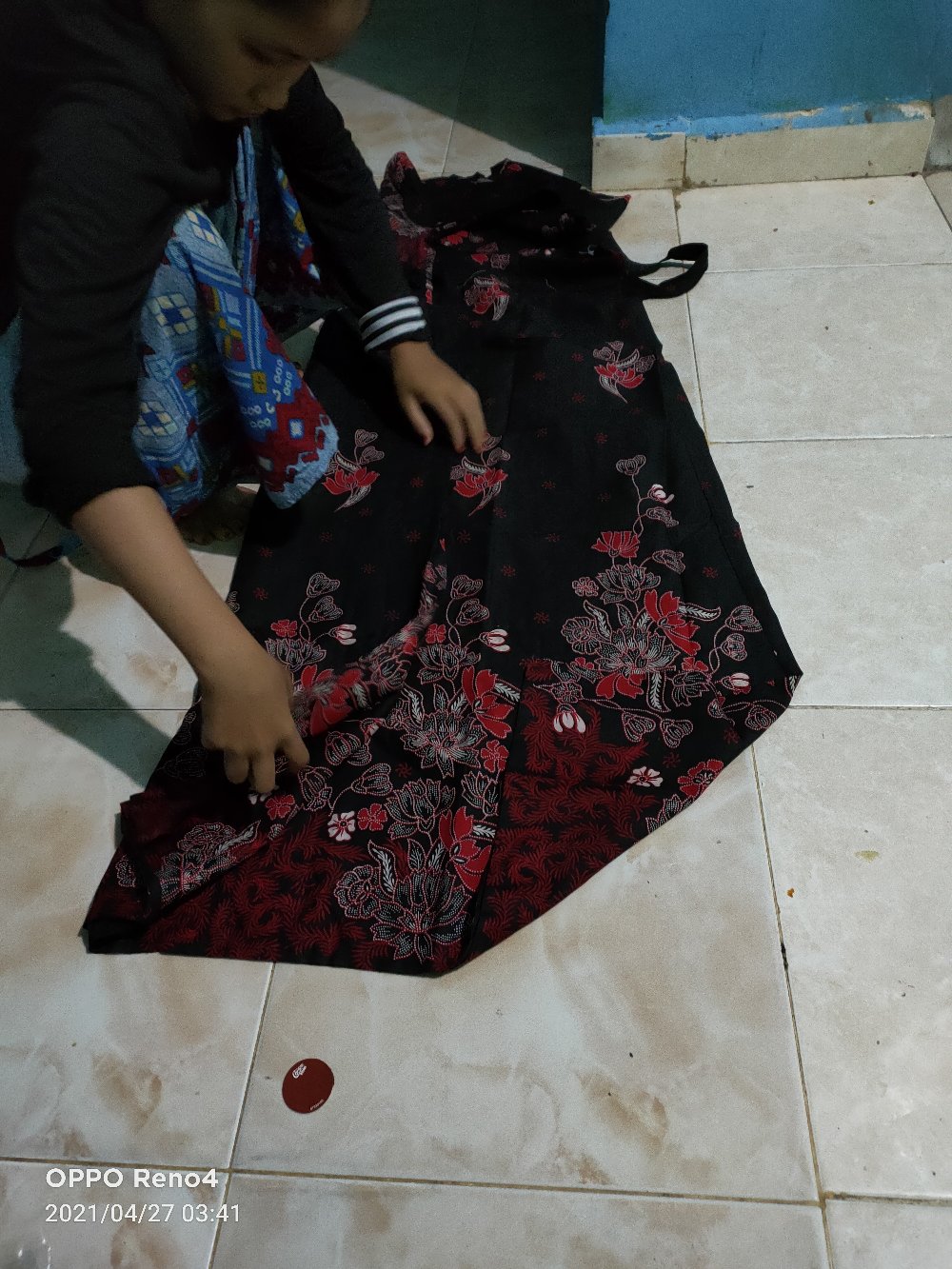 Batik Couple Keluarga Sania Ruffle Ori Ndoro Jowi Dnt Motif Sakura Merah Termurah Shopee