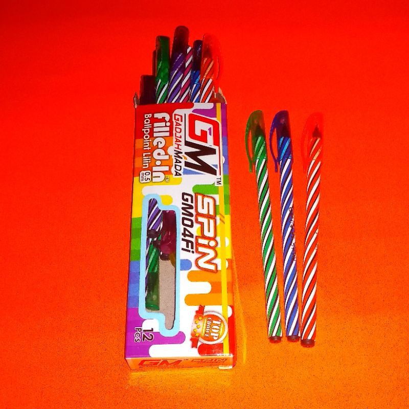 

BALLPOINT WARNA HITAM