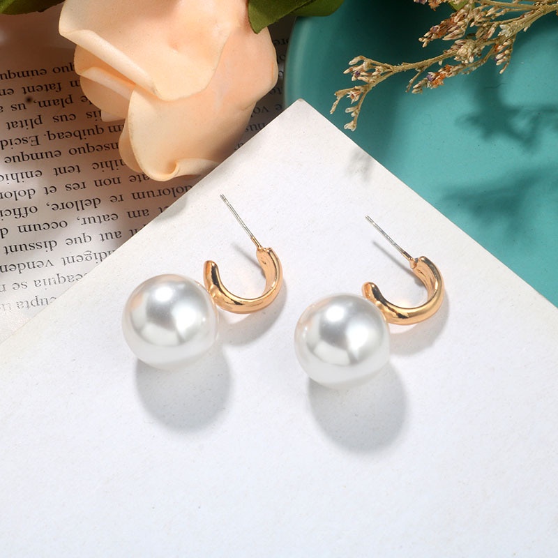 Anting 925 Silver Needle Aksen Mutiara Bahan Alloy Gaya Korea Retro Untuk Wanita