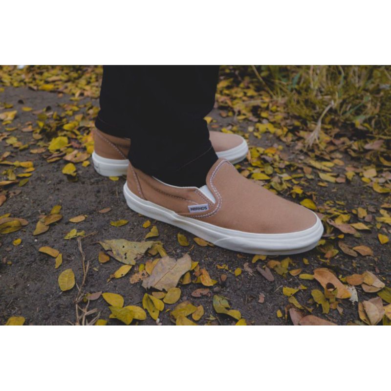 NOBRANDS SELOP MOCCA NOBRANDS FOOTWEAR SLIP ON MOCCA SEPATU CASUAL SLIP ON COKLAT MOCA CORONA JANCOK