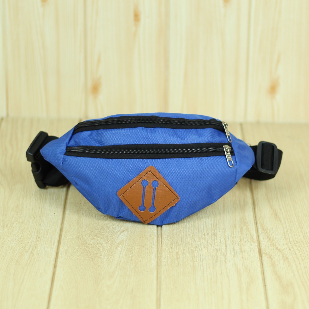 Sling Bag Pria Wanita Distro Simple Warna Biru Tas Selempang Casual Stylish Bahan Tebal Kuat Awet