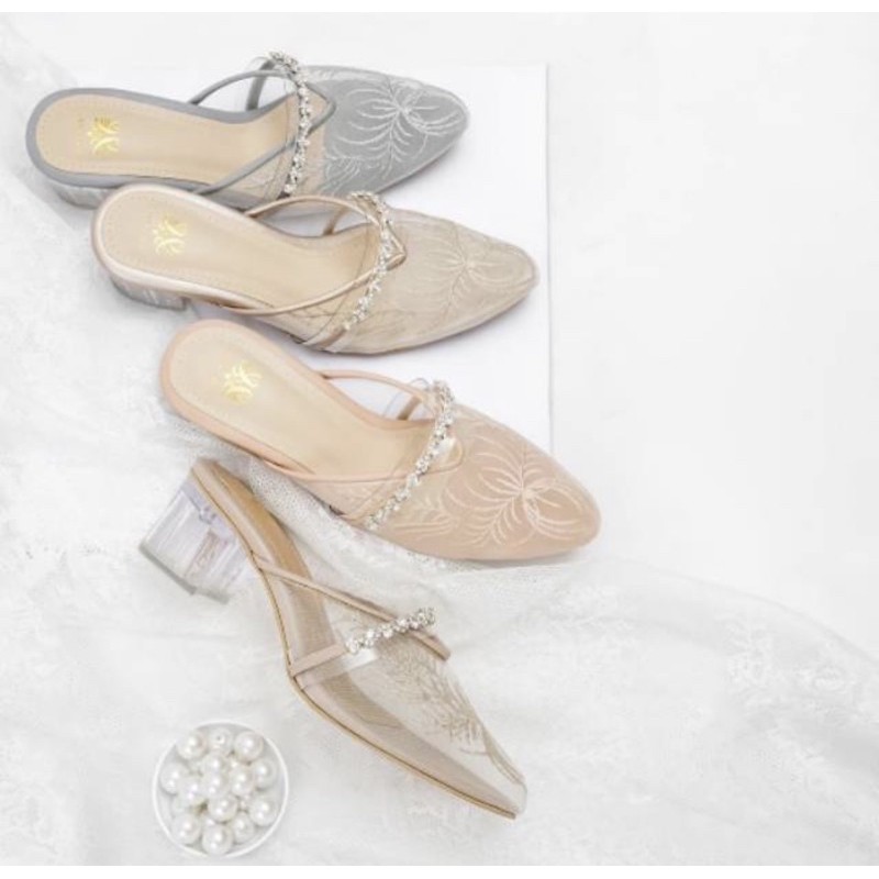 irish heels by local id