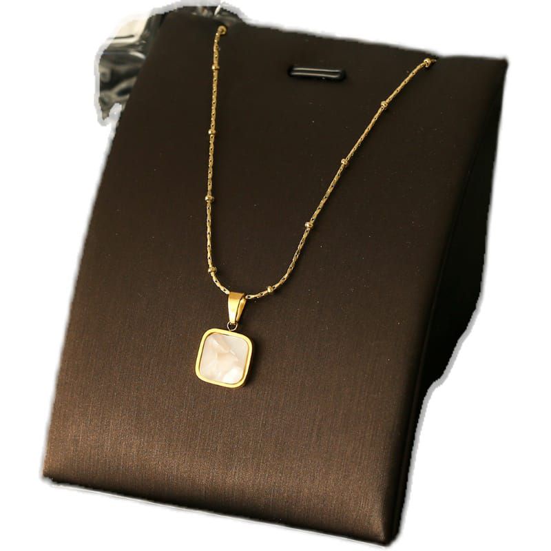 KALUNG TITANIUM WANITA KOREA LIONTIN CLOVER PLAT PUTIH GOLD