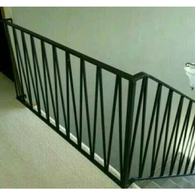 PAGAR RAILING BALKON DAN TANGGA MINIMALIS