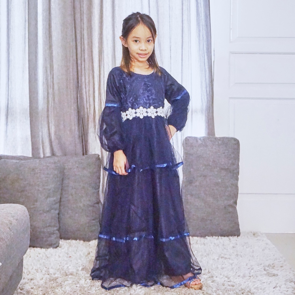 Gaun Pesta Muslimah / Dress Anak Muslimah dengan Renda