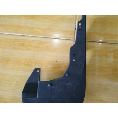 Karpet lumpur depan Honda CRV tahun 2010 sebelah kanan