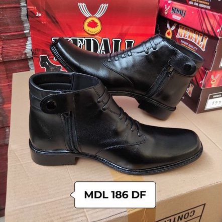 Sepatu Kulit PDH Pria boots Polri TNI security guard PNS sepatu kerja formal tampil lebih keren