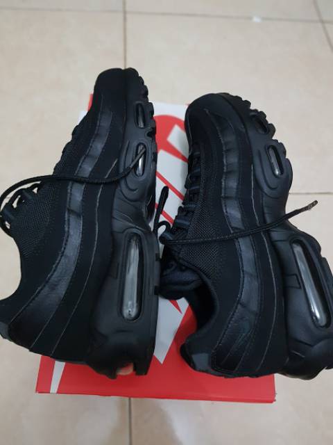 nike 95 reflective black