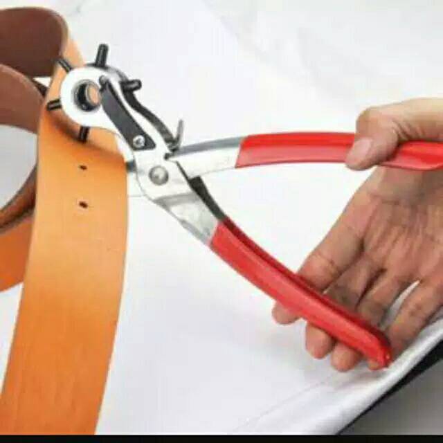 

ALAT PEMBOLONG SABUK/PEMBOLANG IKAT PINGGANG/GUNTING PEMBOLONG GESPER
