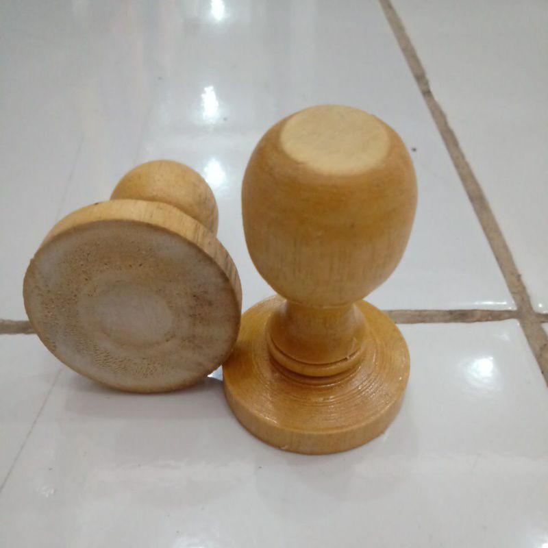 

gagang stempel kayu / grosir stempel murah / stempel kayu 4cm