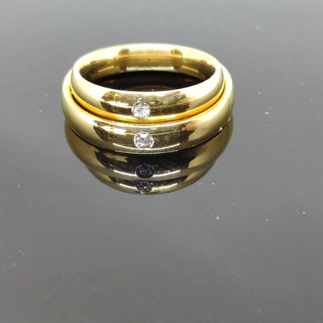 Cincin couple kuning permata