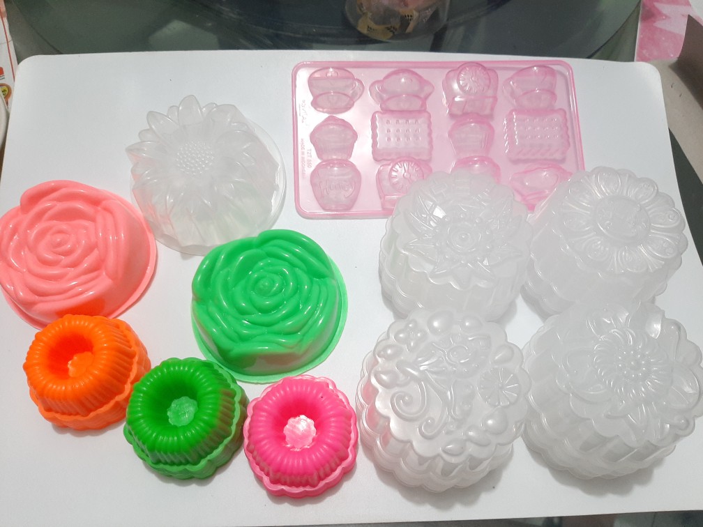 1lusin Cetakan Putu Ayu Bulat