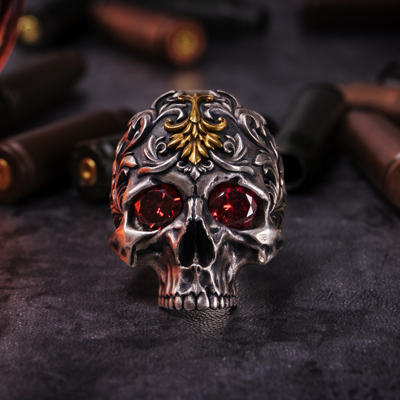 Cincin Desain Tengkorak Mata Setan Warna Merah Gaya Retro Gothic Untuk Pria