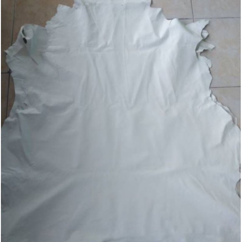 kulit domba putih lembaran 6 ft tebal 0.7 mm