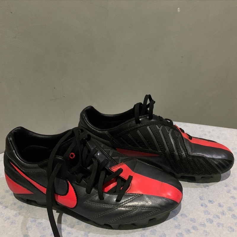 Sepatu Bola Nike T90 Shoot IV FG second/bekas