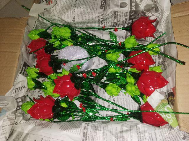 Mawar Sekop Besar Manik Akrilik