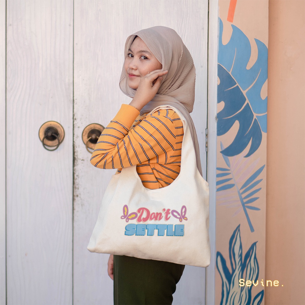 Sevine Totebag Kanvas Bonnie Tas Wanita Totebag Kuliah Laptop Quotes Vintage Danish Pastel Retro Motivation Aesthetic - KNN