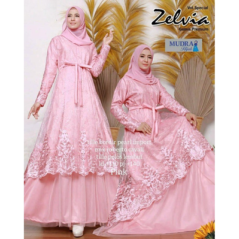 Zelvia Dress