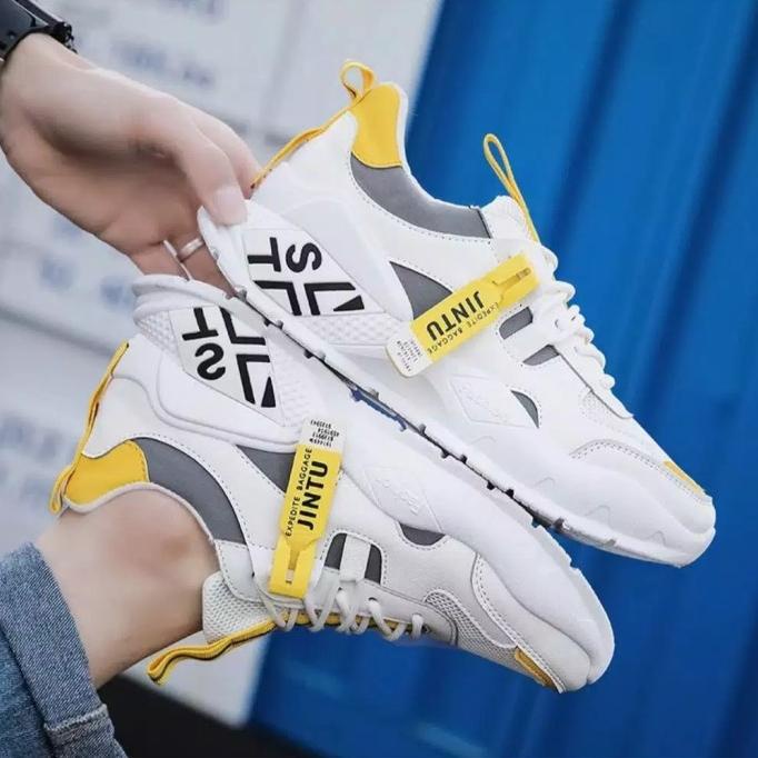 Sepatu Sneaker Jintu Pria