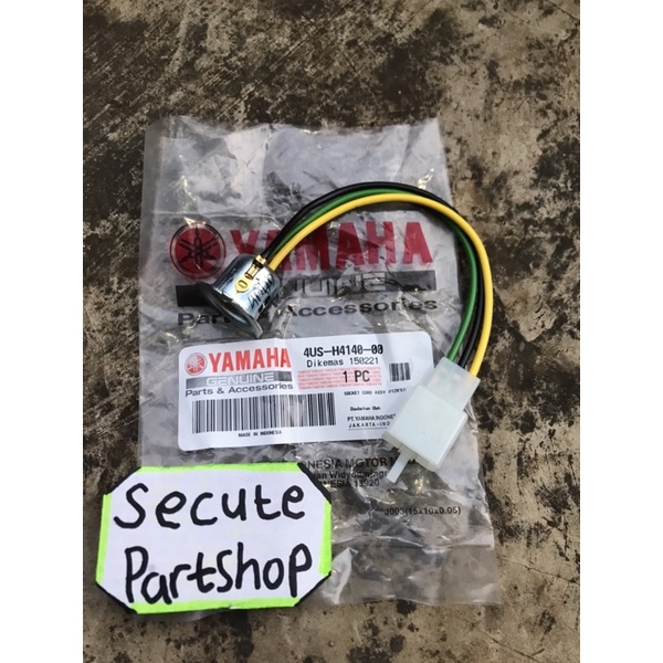 SOKET PITING FITTING FITING LAMPU DEPAN F1ZR FIZR. ORIGINAL ASLI YAMAHA 4US-H4140-00