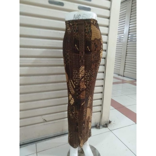 rok prisket wiron/rok motif  jawa