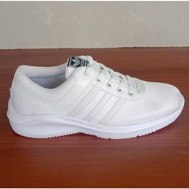 sepatu sneakers adidas full white adidas running putih polos