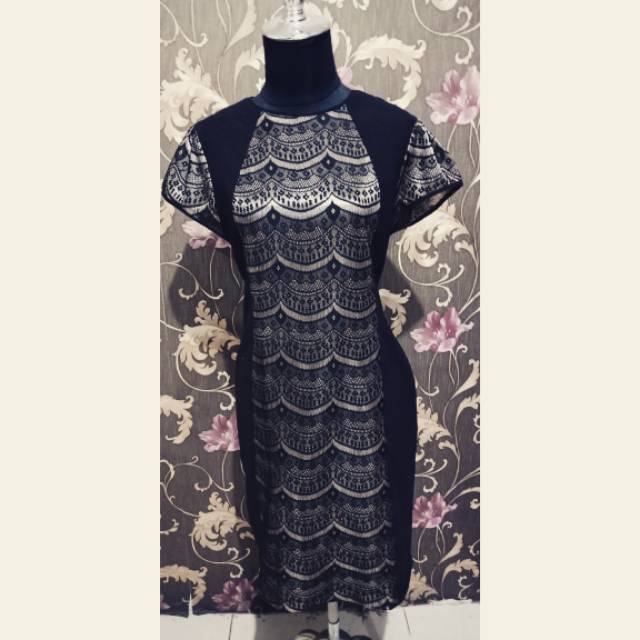 Preloved dress cardinal femme