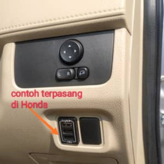 Charger Mobil USB Fast Charging khusus Honda