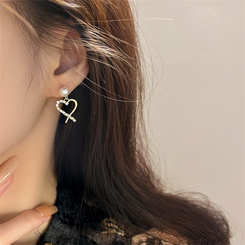 Spot Anting Tusuk Mutiara Imitasi Untuk Wanita B456