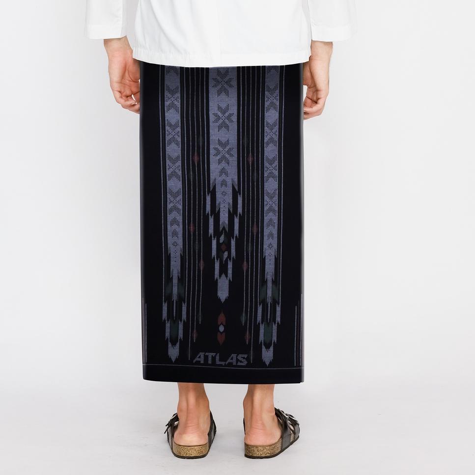 Azn31au22ˢ ‣ Sarung ATLAS Idaman 555 Kembang Motif BHS SGF Hitam Hijau