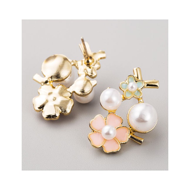 LRC Anting Tusuk Fashion Pink Dripping Pearl Flower Hollow Alloy Earrings D94298