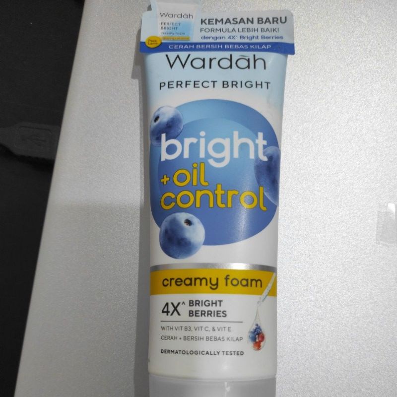 - Gocetar - Wardah Perfect Bright Series | Foam Bright+Oil Control | Foam Bright+Smooth | Moist SPF20 | Micellar Water | Berry Serum | Night Moist | Jelly Foam