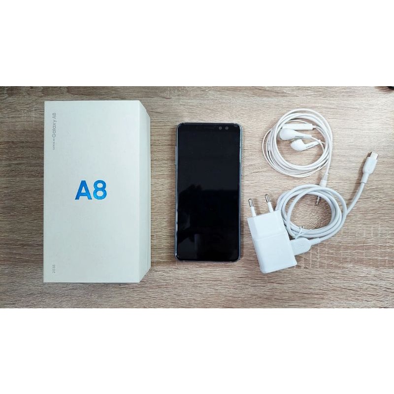 HP second Samsung A8 2018 4/32. Lengkap full set mulus